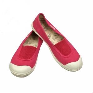 Keen Vulcanized Slip On Sneakers